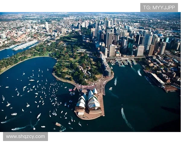 西悉尼与中央海岸的激烈对决展现澳超联赛的精彩与魅力