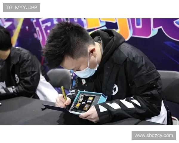 杨丽专访：从新手到职业选手的CSGO成长之路与心路历程回顾