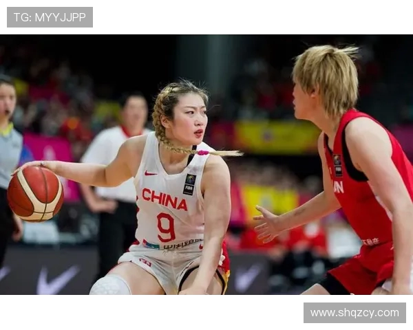 王芳独家分享篮球心得与技巧助你成为场上明星的秘诀