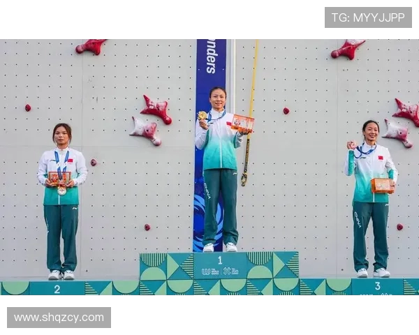 成都攀岩队的阵地战揭秘：深度探索攀岩运动的魅力与挑战